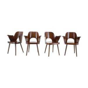 Ensemble de quatre chaises à manger en hêtre Tchécoslovaquie années 1960 Oswald Haerdtl