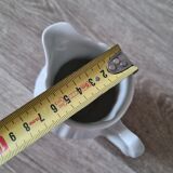 Pot à lait en porcelaine