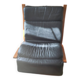 Pair of black leather Siesta armchairs Ekornes Ingmar Relling Norway 1960