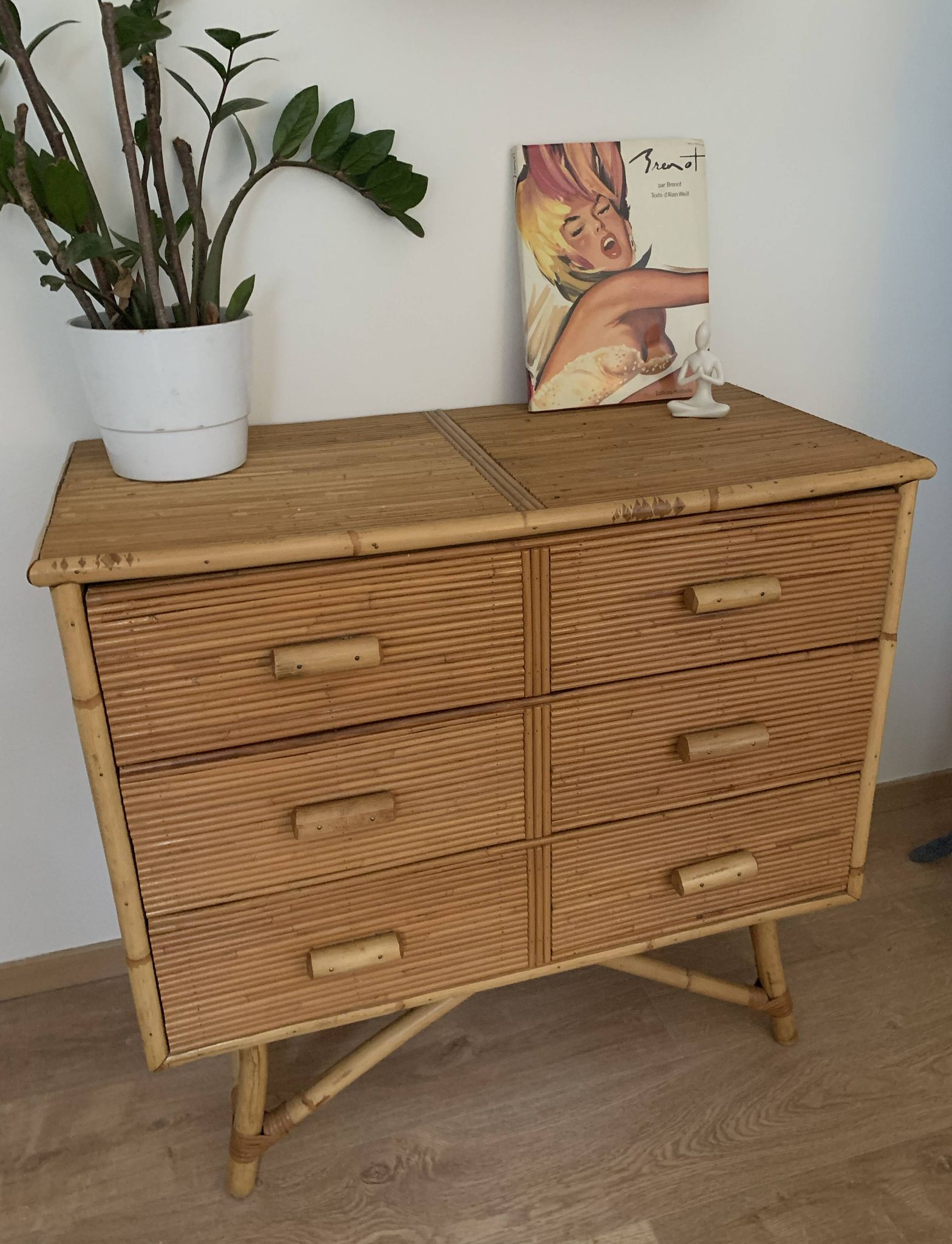 3-drawer rattan/bamboo chest of drawers attributed to Adrien Audoux and Frida Minnet. Circa 1950