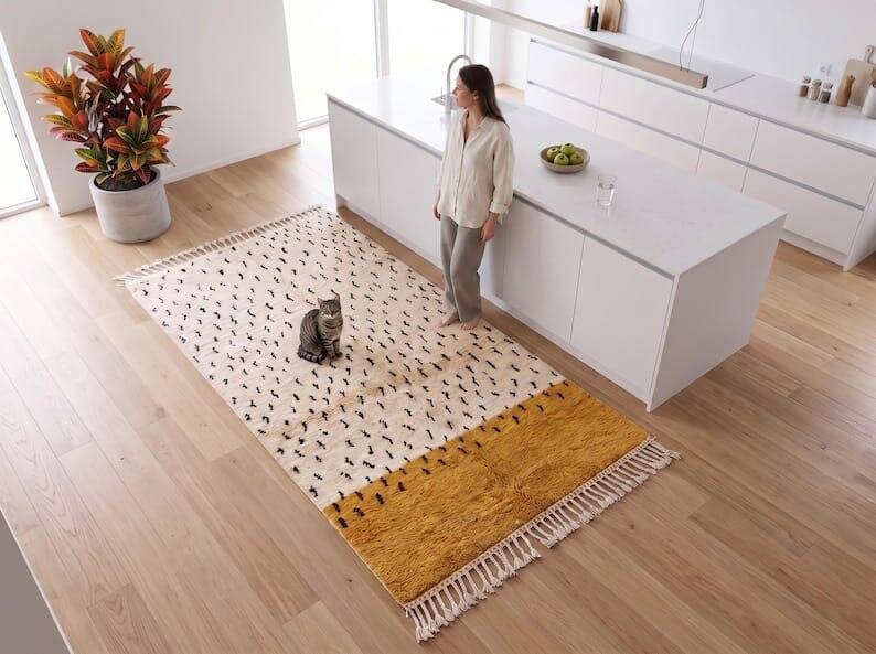 Berber wool rug with beautiful traditional colour 2/3 m
