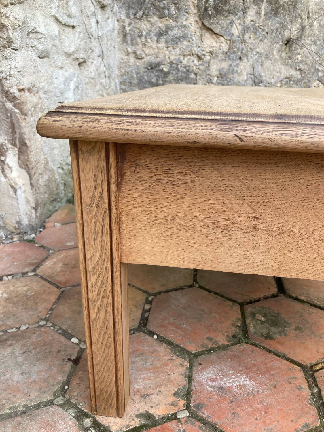 Table basse ancienne en chêne massif