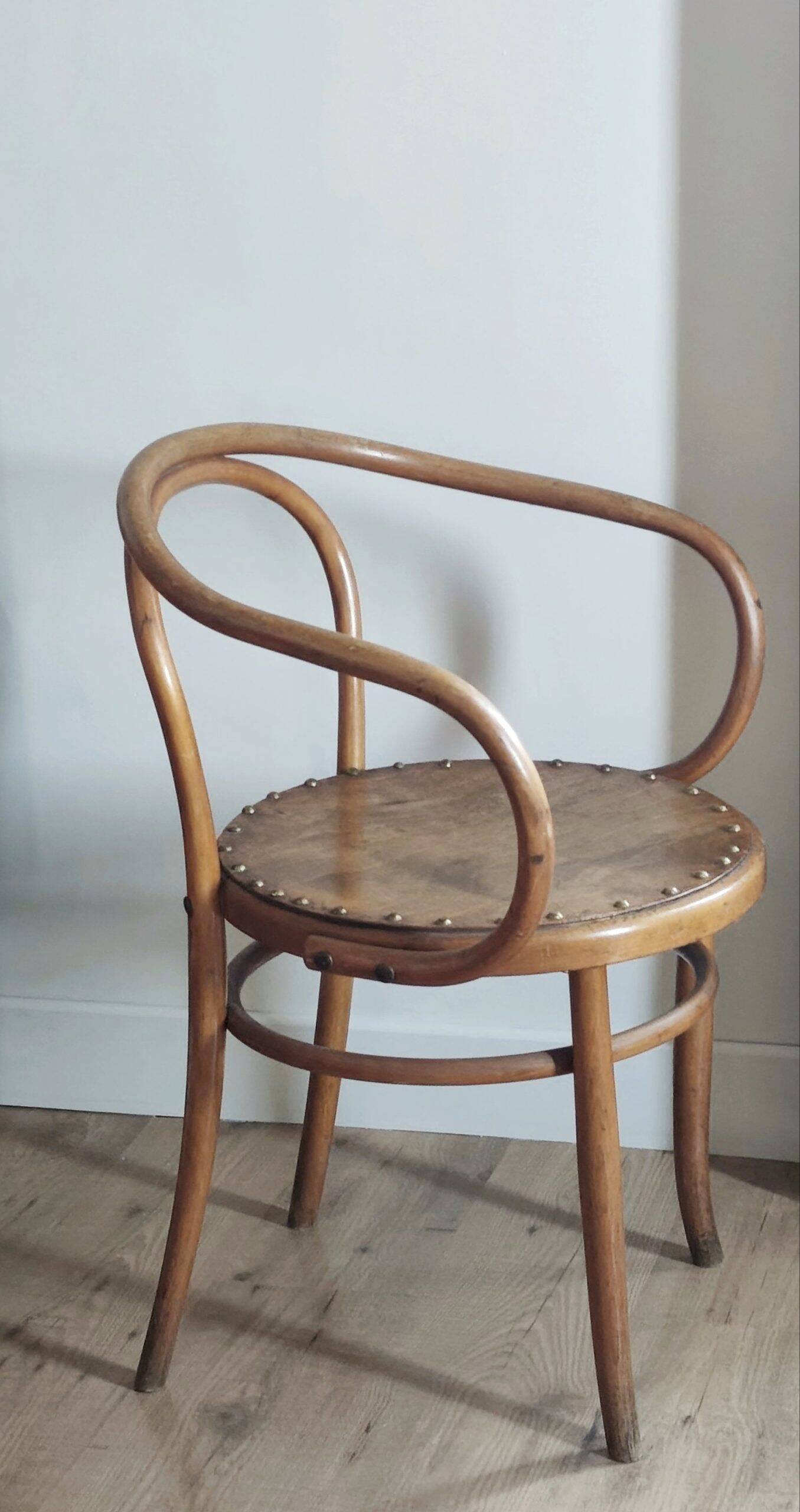 B9 Fischel armchair, known as "Le Corbusier"