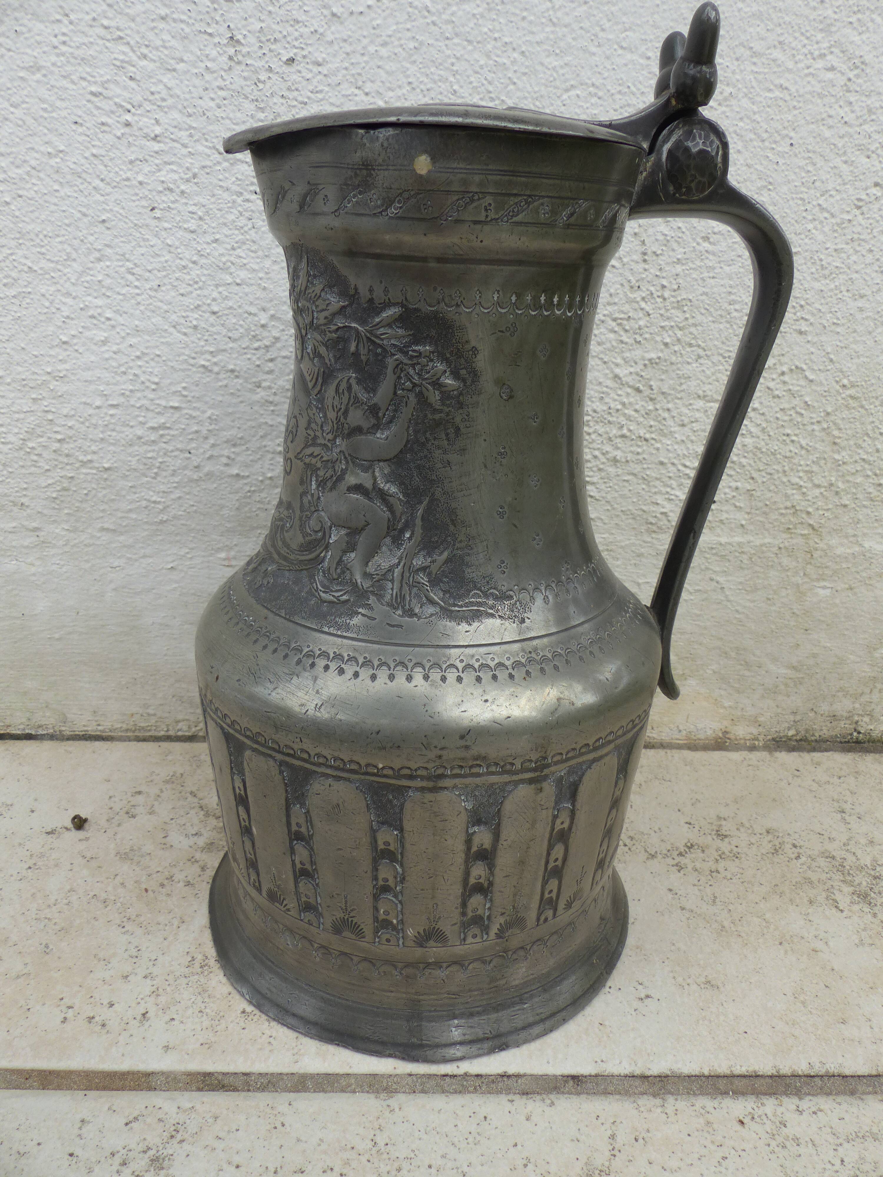 Tin ewer