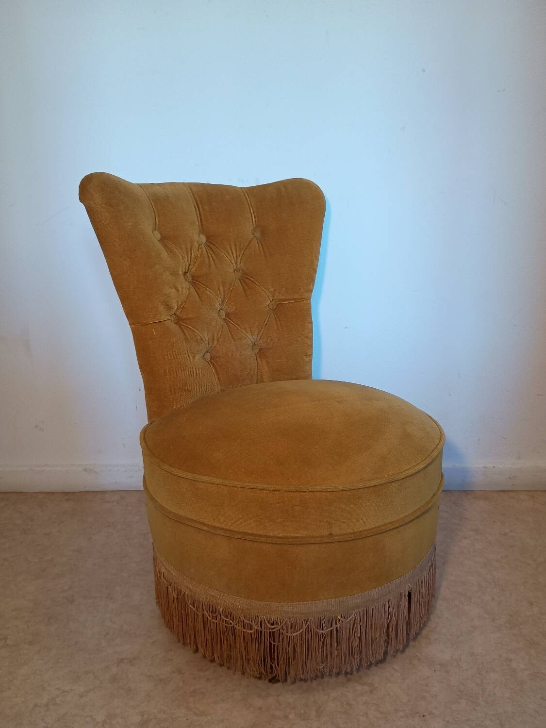 Mustard toad armchair