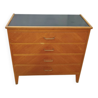 4-drawer chest of drawers