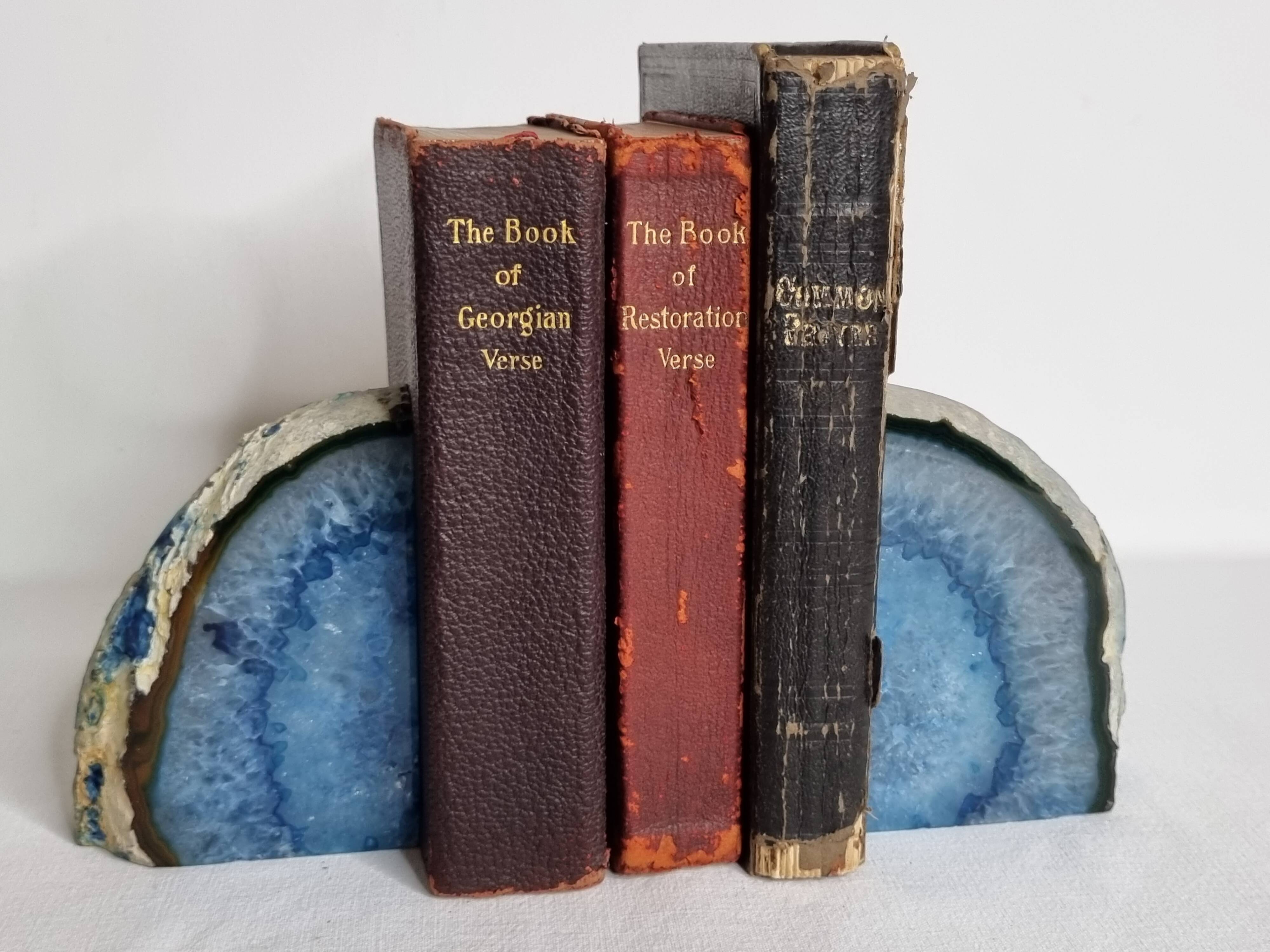 Pair of polished blue agate bookends - 11 cm