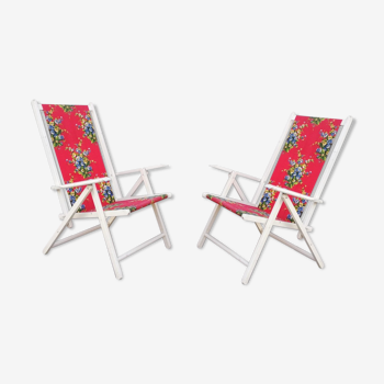Pair of foldable garden chairs