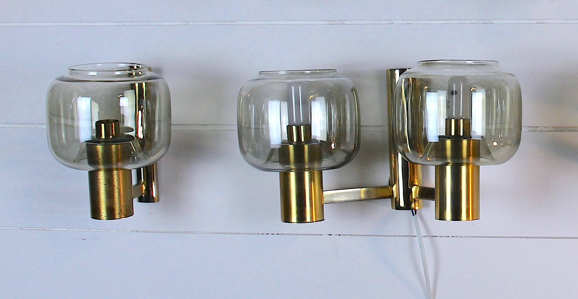 Paire Appliques Scandinaves Laiton verre fumés