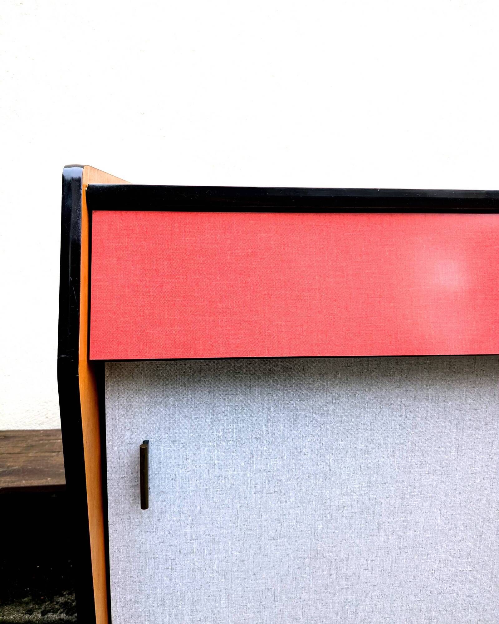 Enfilade bois et Formica