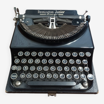 Remington typewriter. Junior 30s