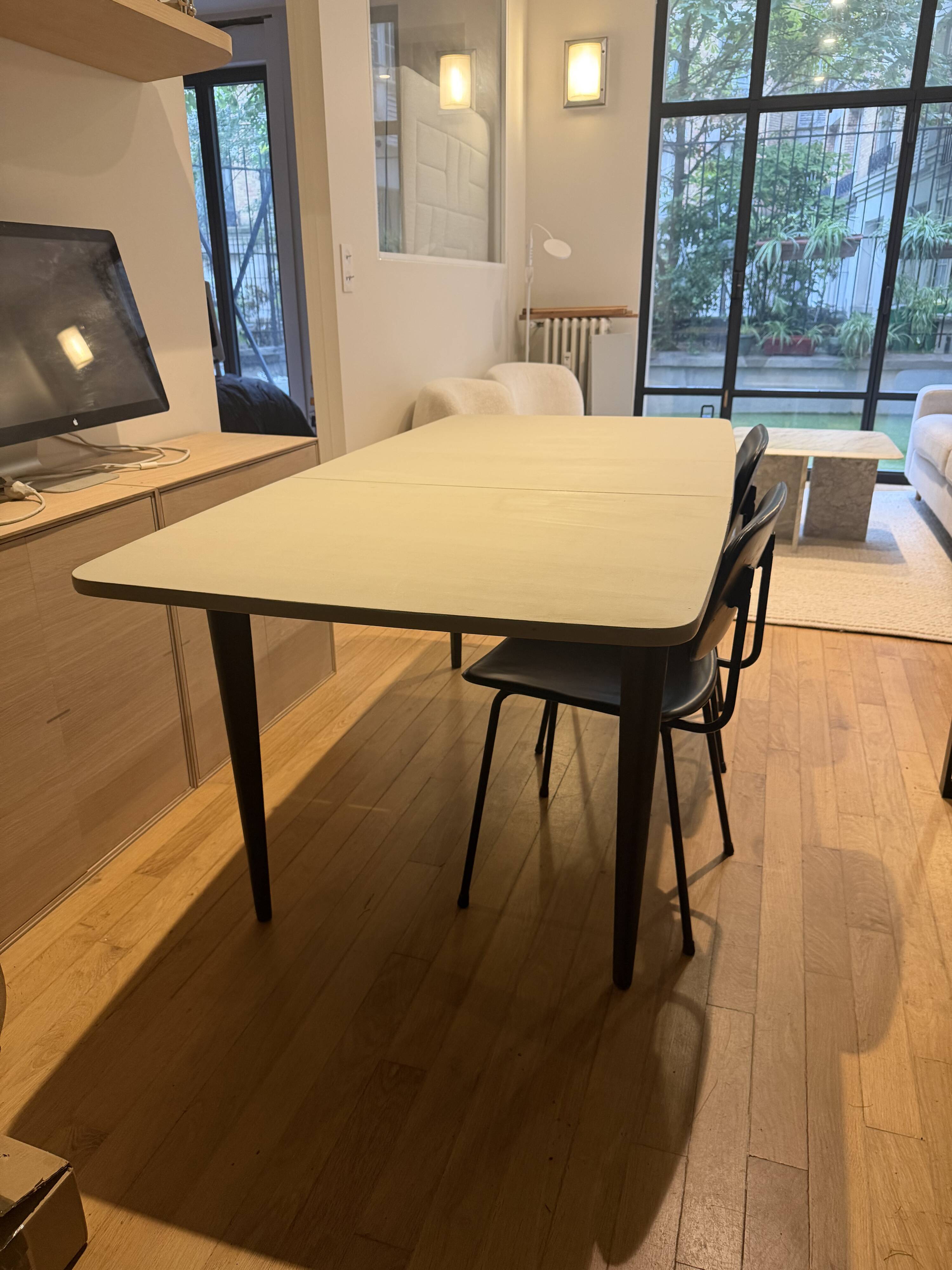 extendable table 1950s Danish design