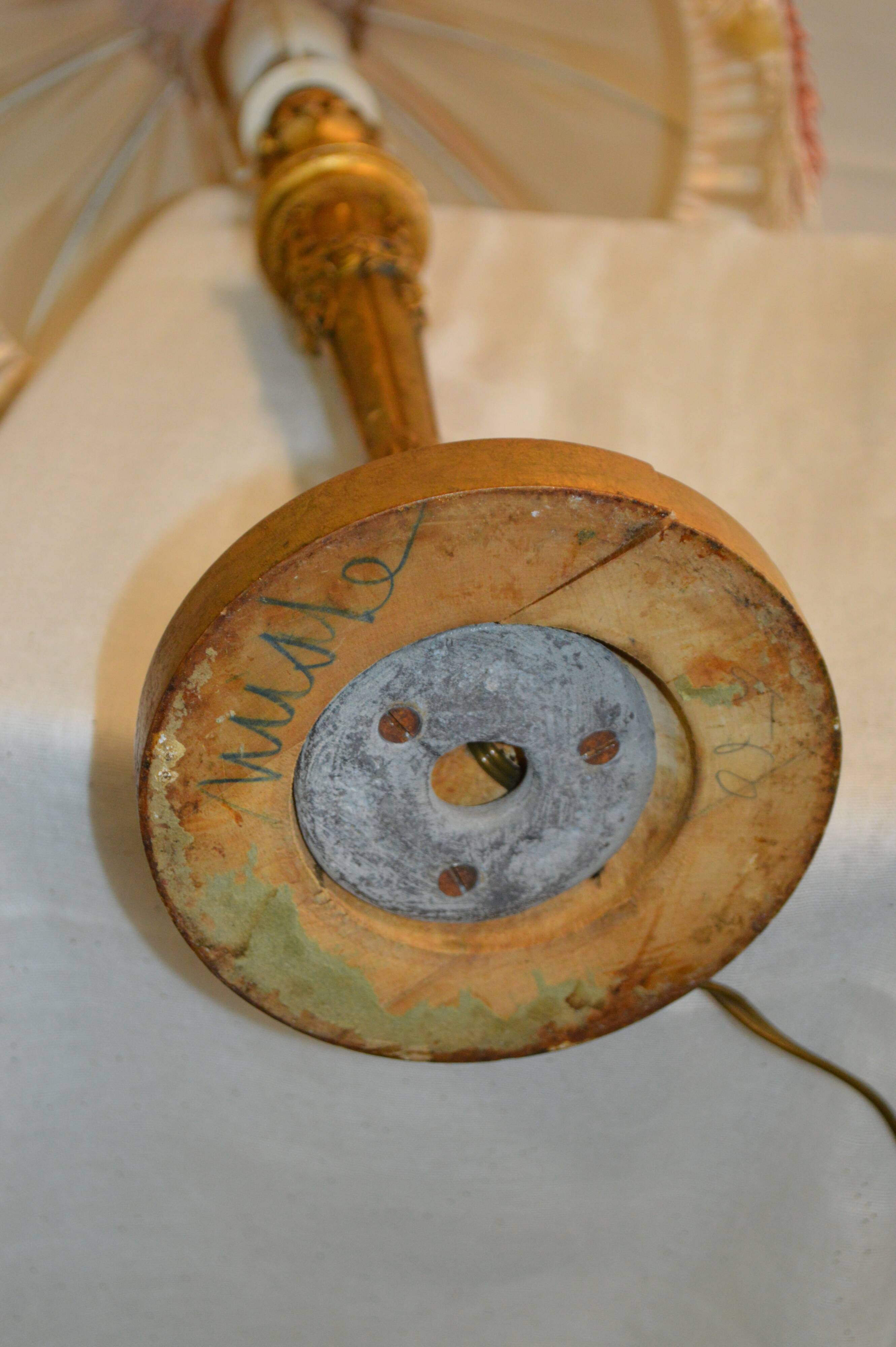 Louis XV style carved gilded wooden table lamp