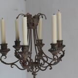 Chandeliers sur pieds, candélabres