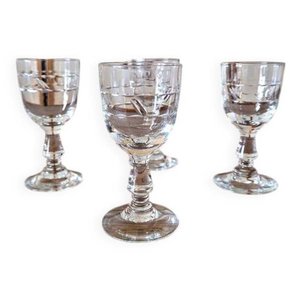 Verres à liqueur (digestif) vintage en verre gravé, décor géométrique