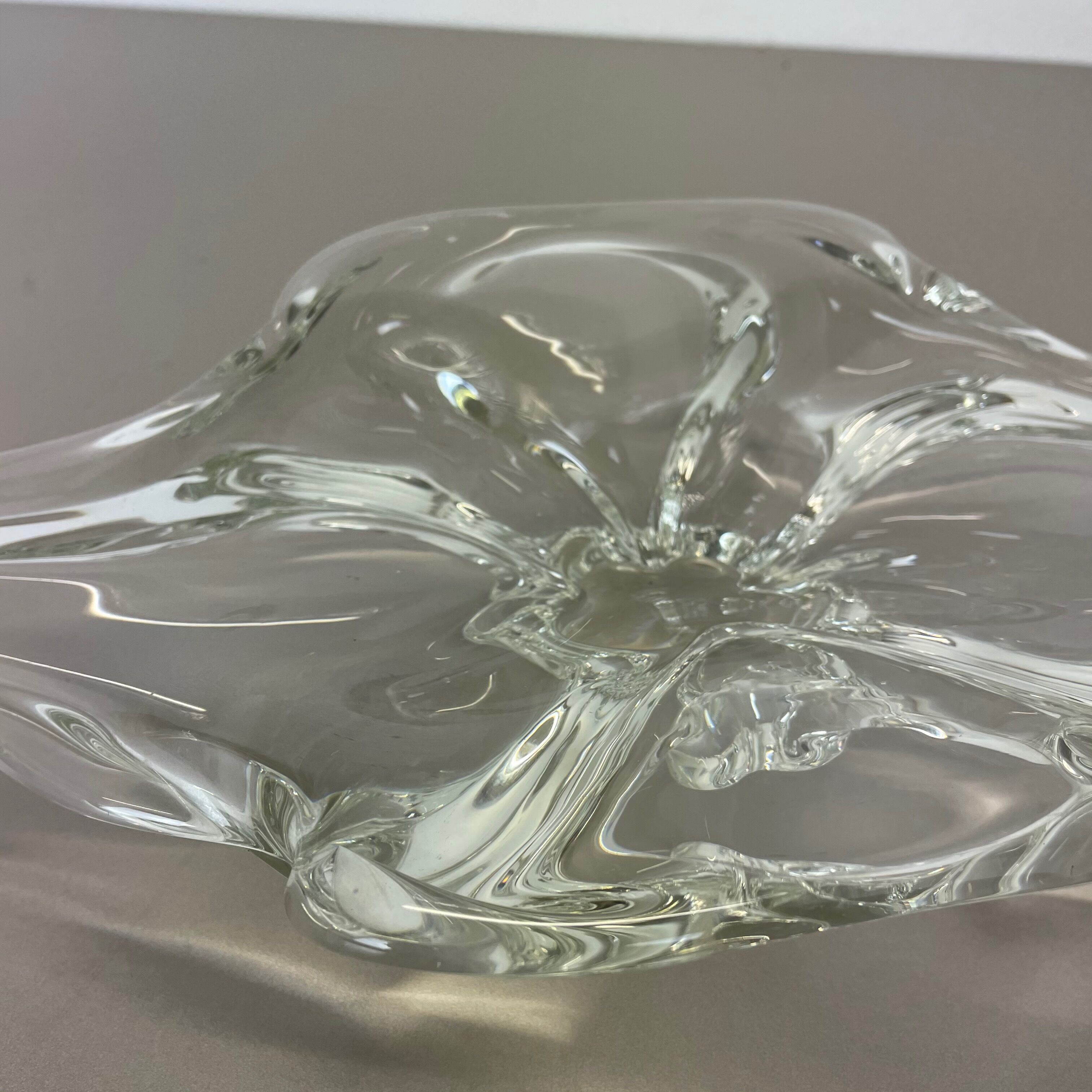 Murano glass "lucid" bowl shell element shell Murano, Italy, 1970s