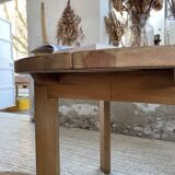 Maison Regain round elm table