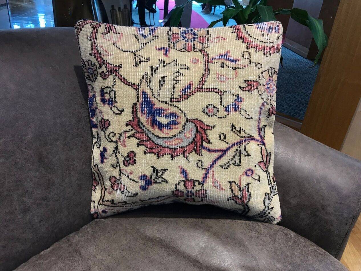 Vintage Faded Rug Pillow Case 50x50 cm