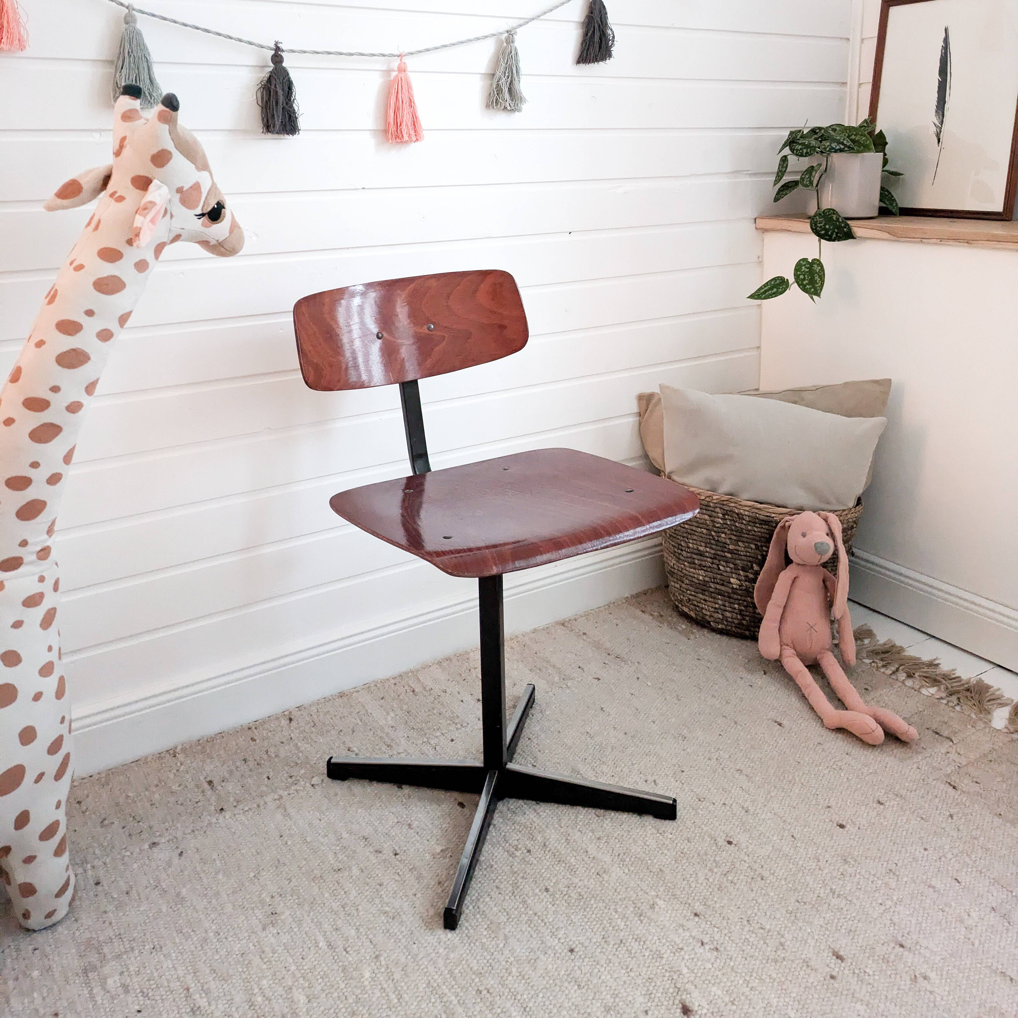 Mid Century Chaise d'école Chaise enfant Bois Métal Vintage Rétro Chambre d'enfants Boussole Pied Sk