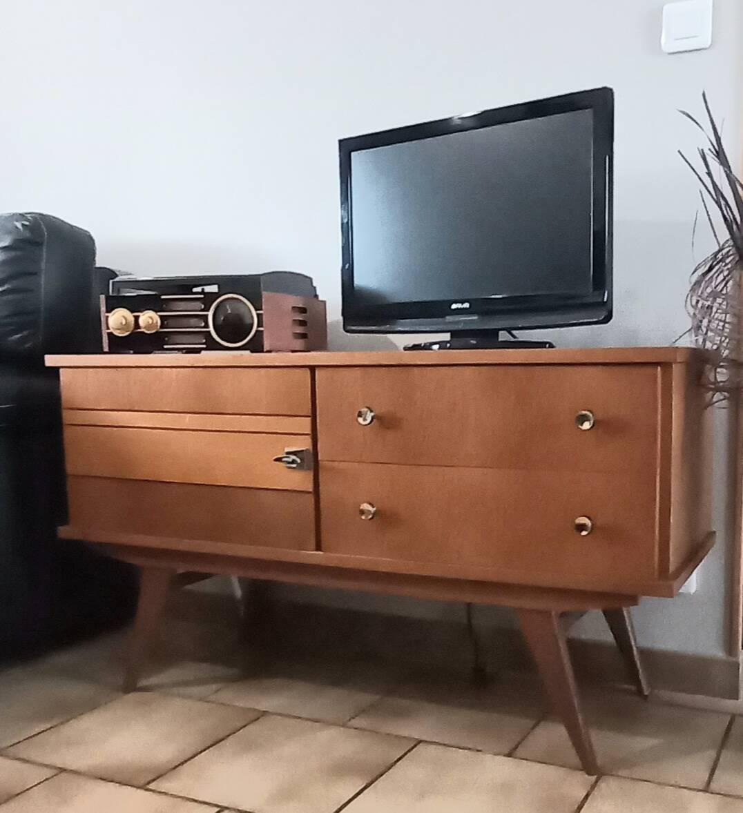 Vintage sideboard or TV cabinet