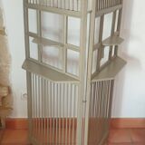 Wooden screen