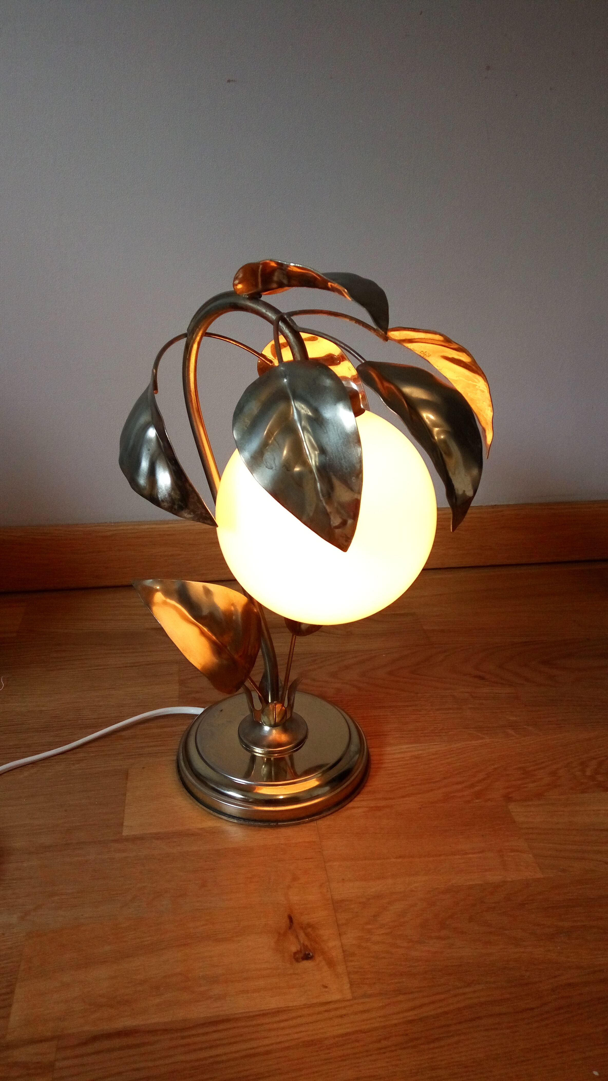 Lamp with leaves 70s