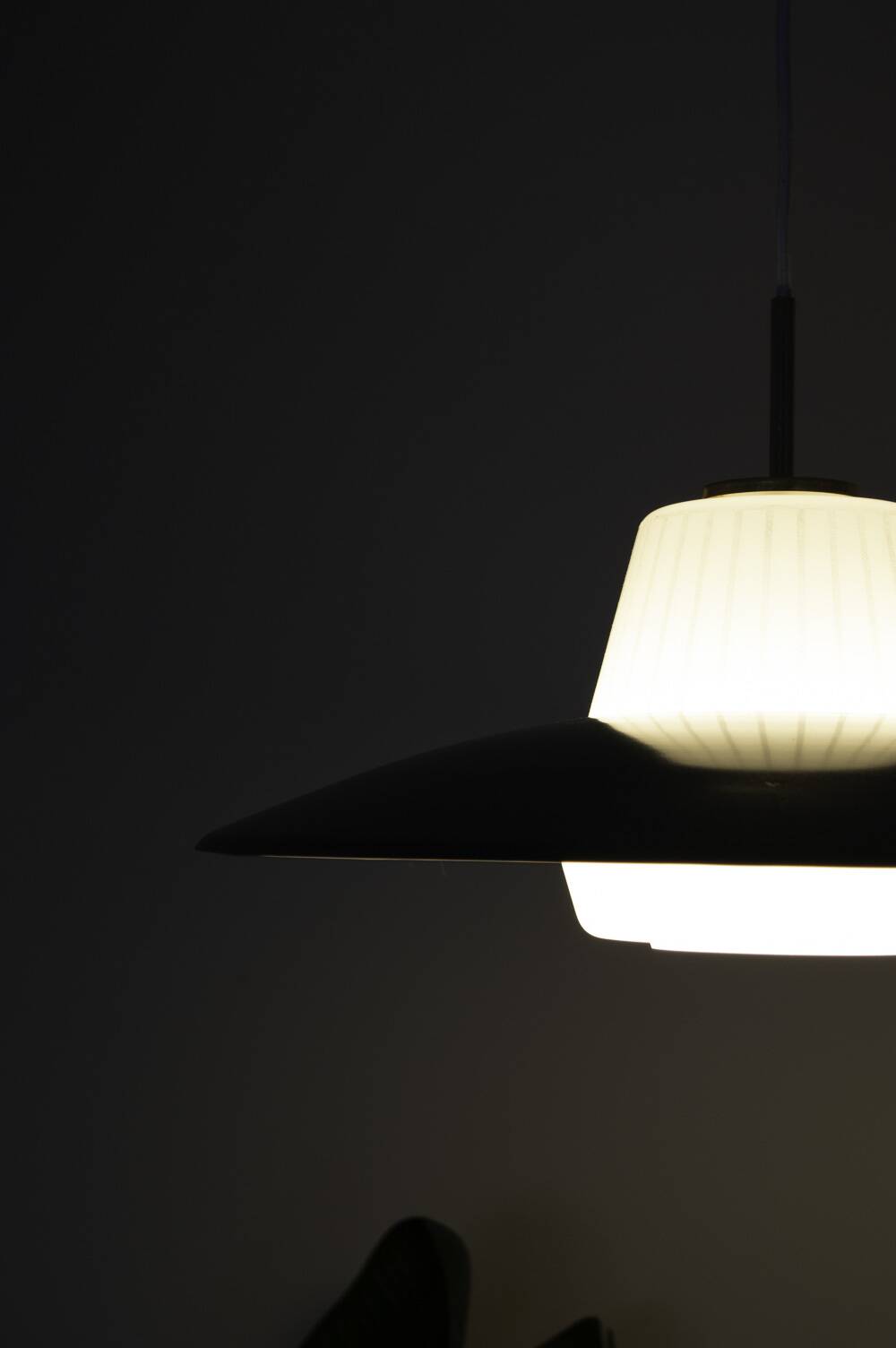 Vintage pendant light, opaline