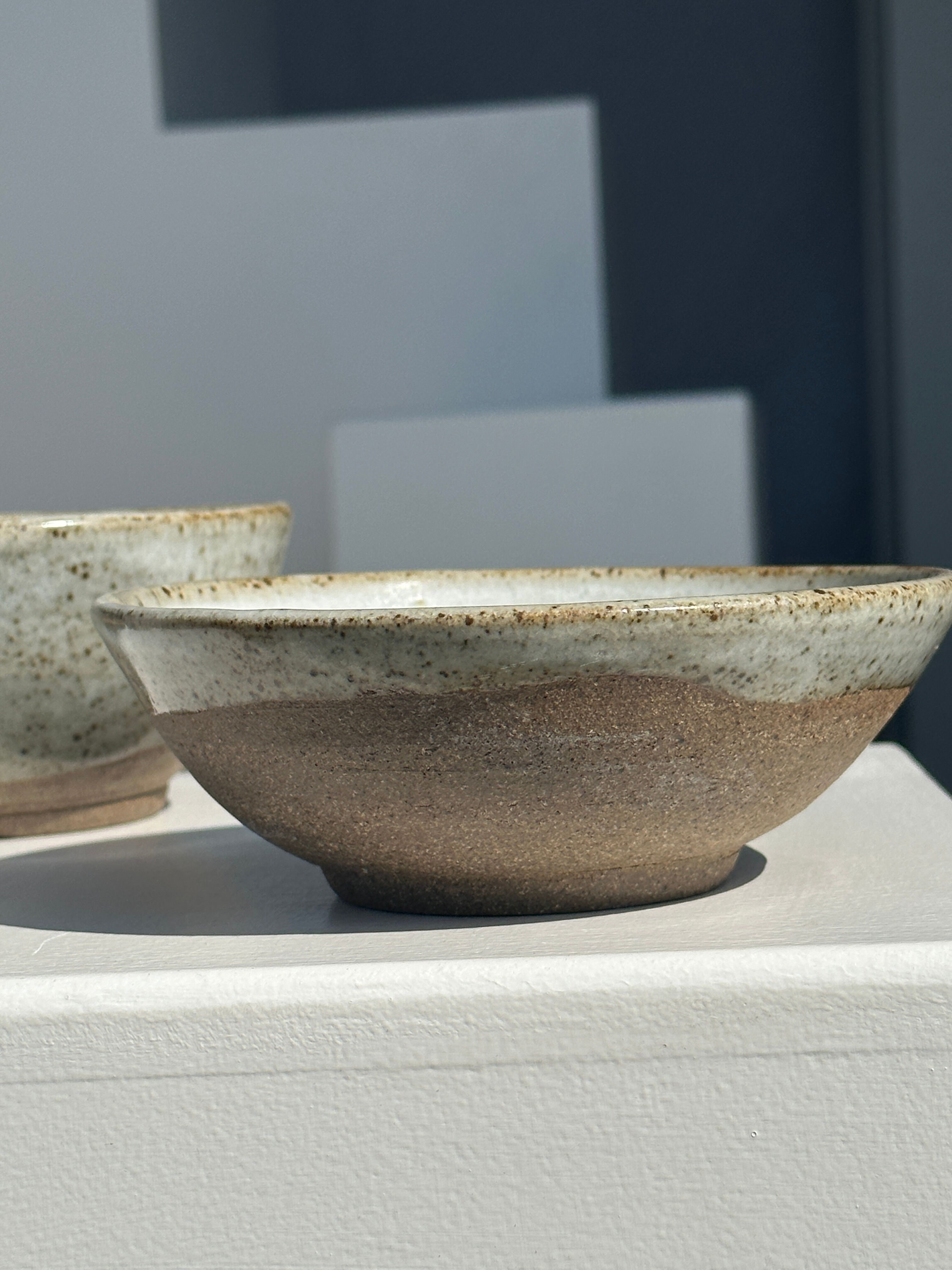 Duo of small brown bowls and speckled glazed ceramic (1top + 1bottom)