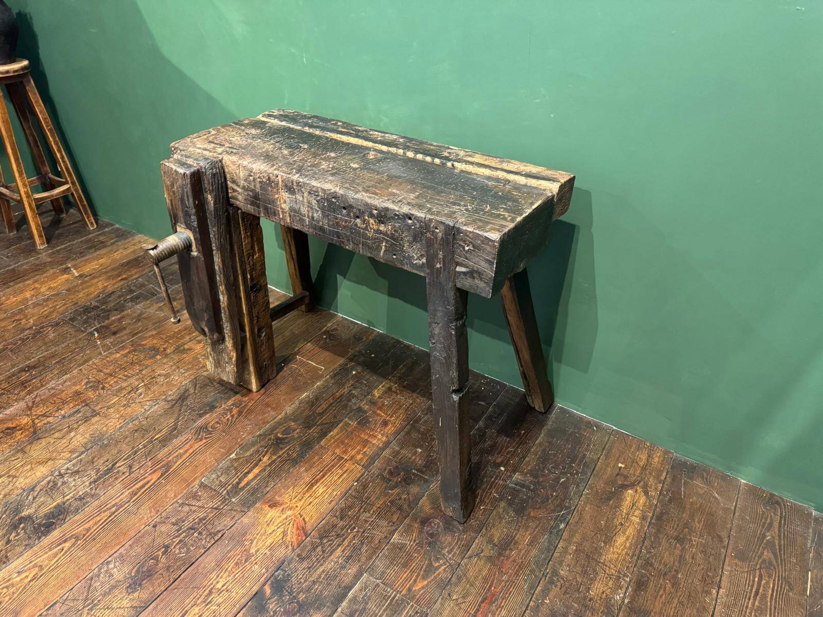 Old small workbench