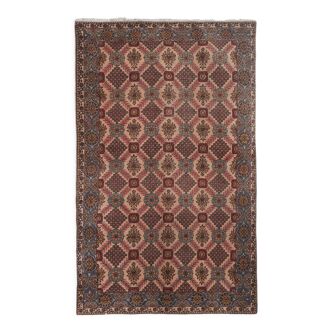 Vintage Turkish rug from Oushak, hand-woven 131x202 cm