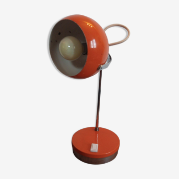 Eye ball table lamp