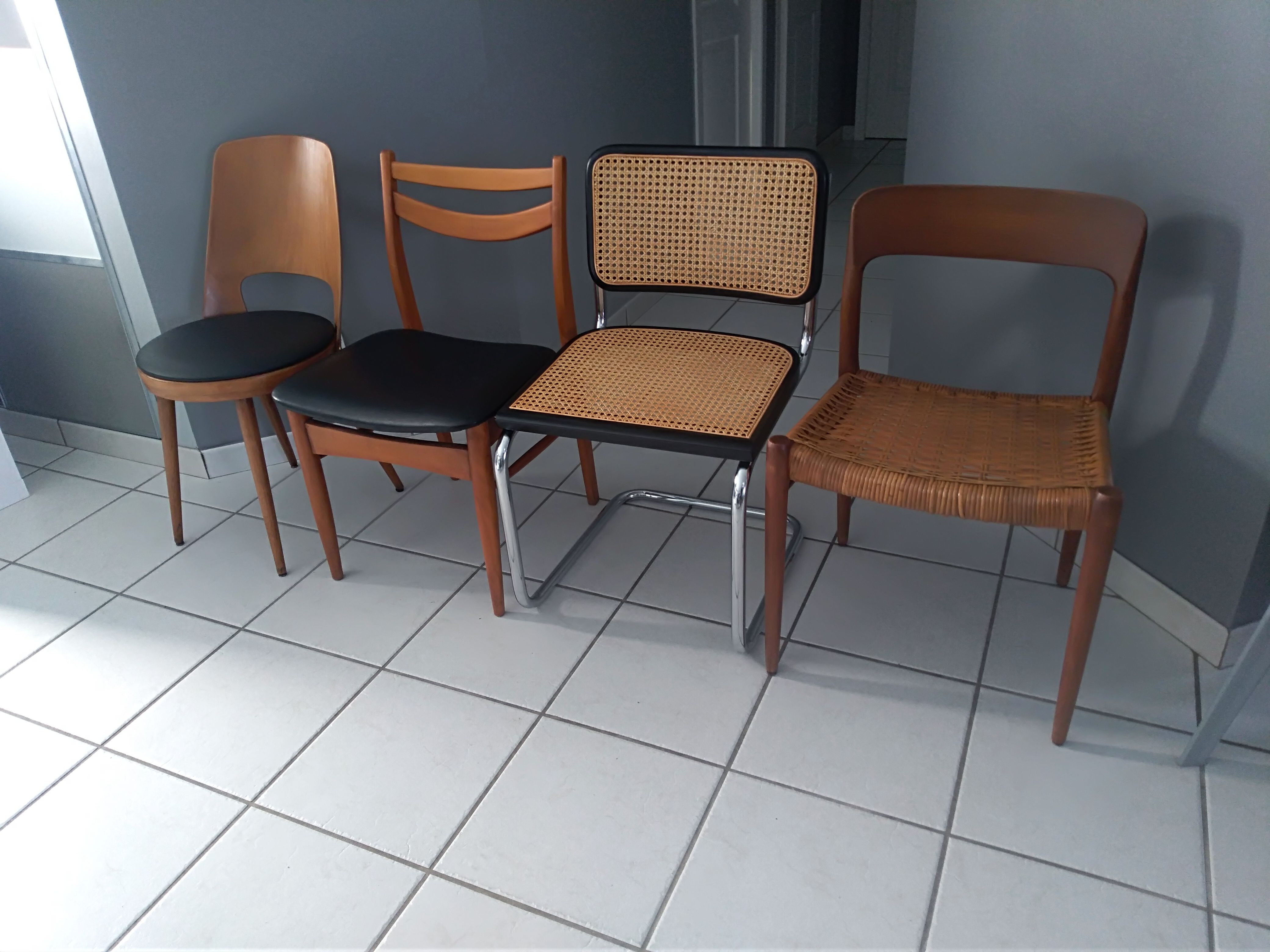 Suite of 4 mismatched vintage chairs Marcel Breuer, niels Otto Miller, Baumann Mondor and Samcom