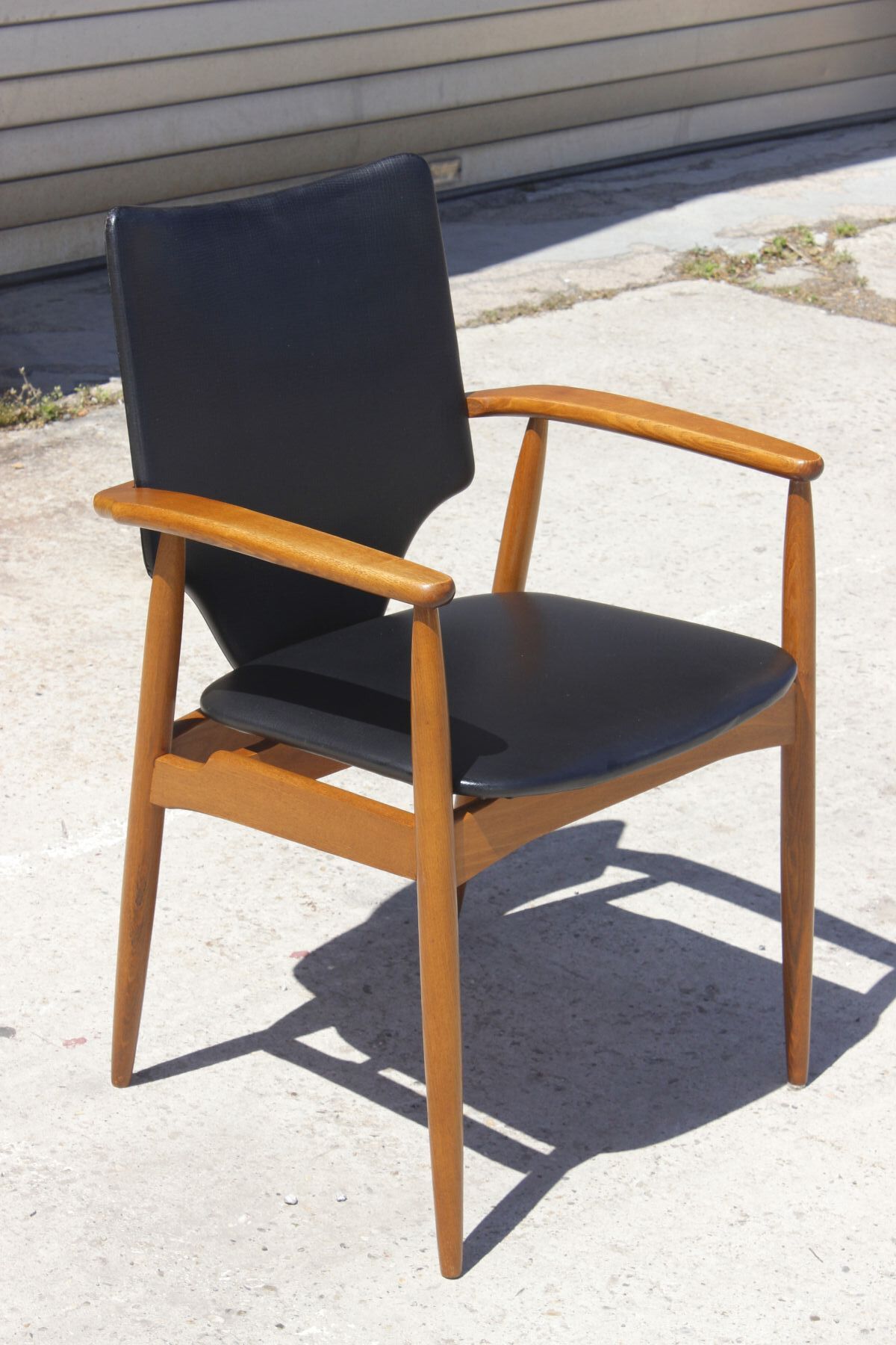Vintage Scandinavian teak & skaï armchair, Denmark circa 1950