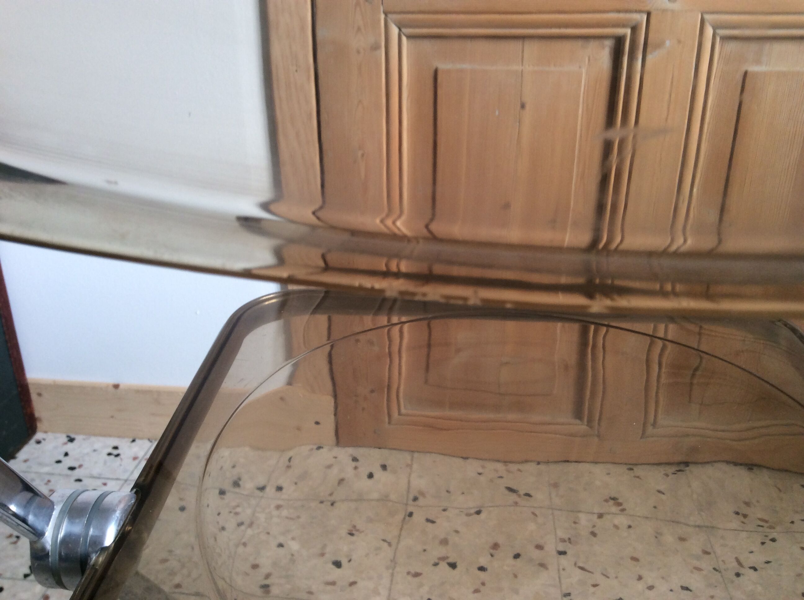 Folded chair by Giancardo Piretti for Castelli