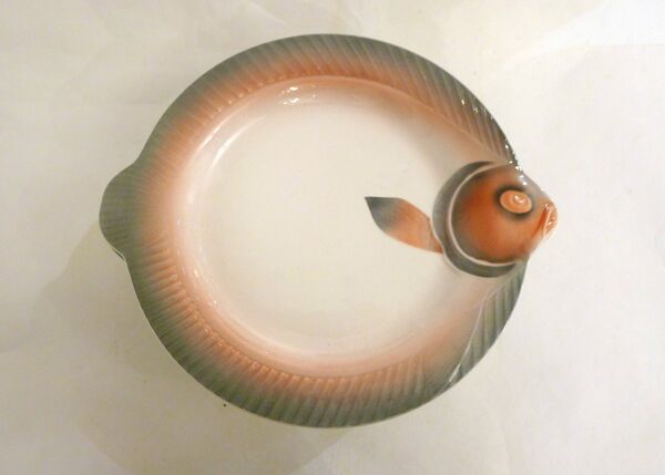 Set de 12 assiettes Poissons Digoin Sarreguemines