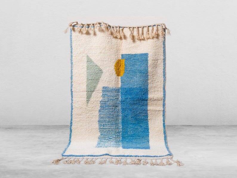 Handmade natural wool rug, size 200 x 300 cm