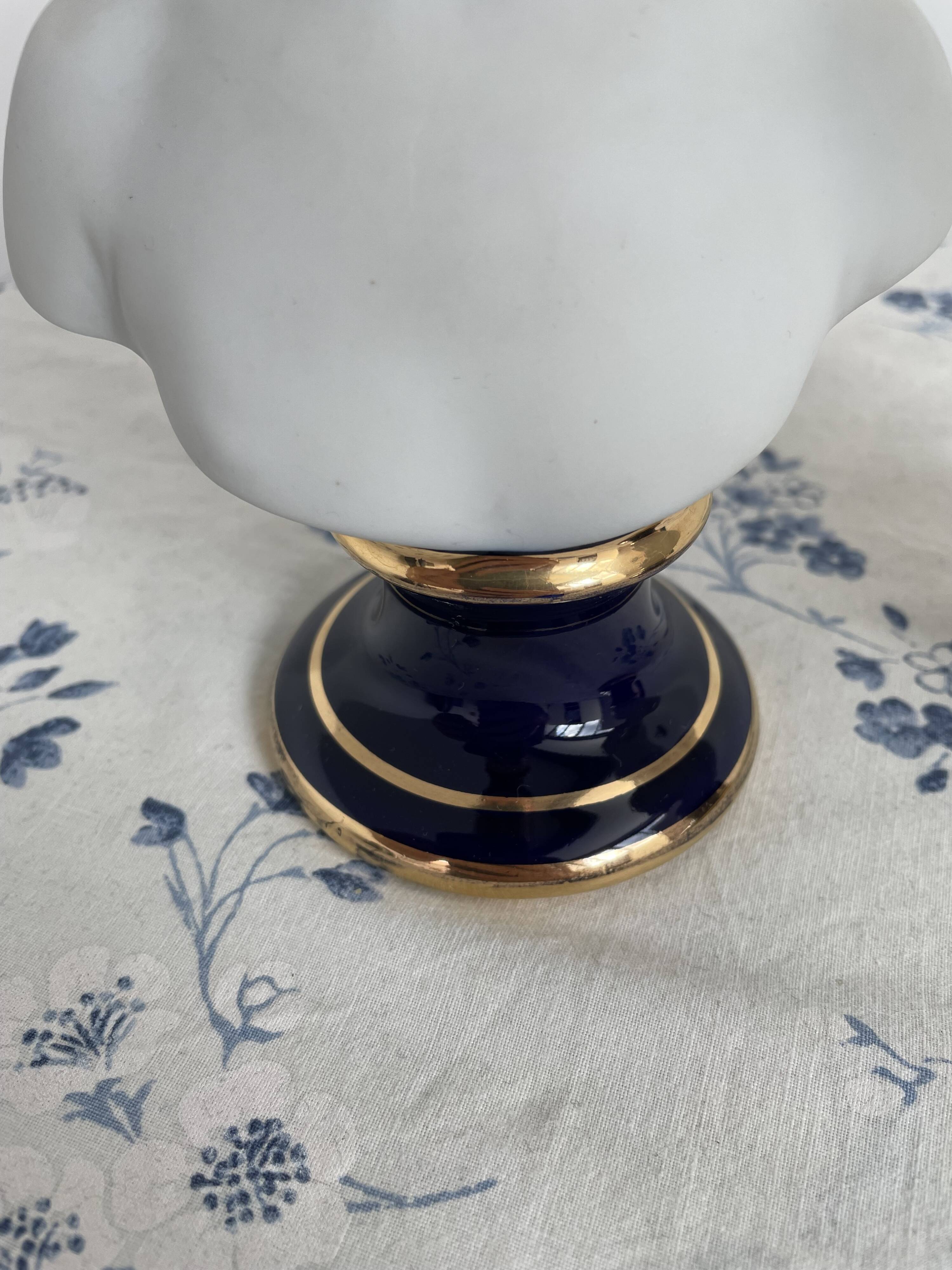 Pair of biscuit busts, Tharaud, Houdon, Louise and Alexandre Brongniart