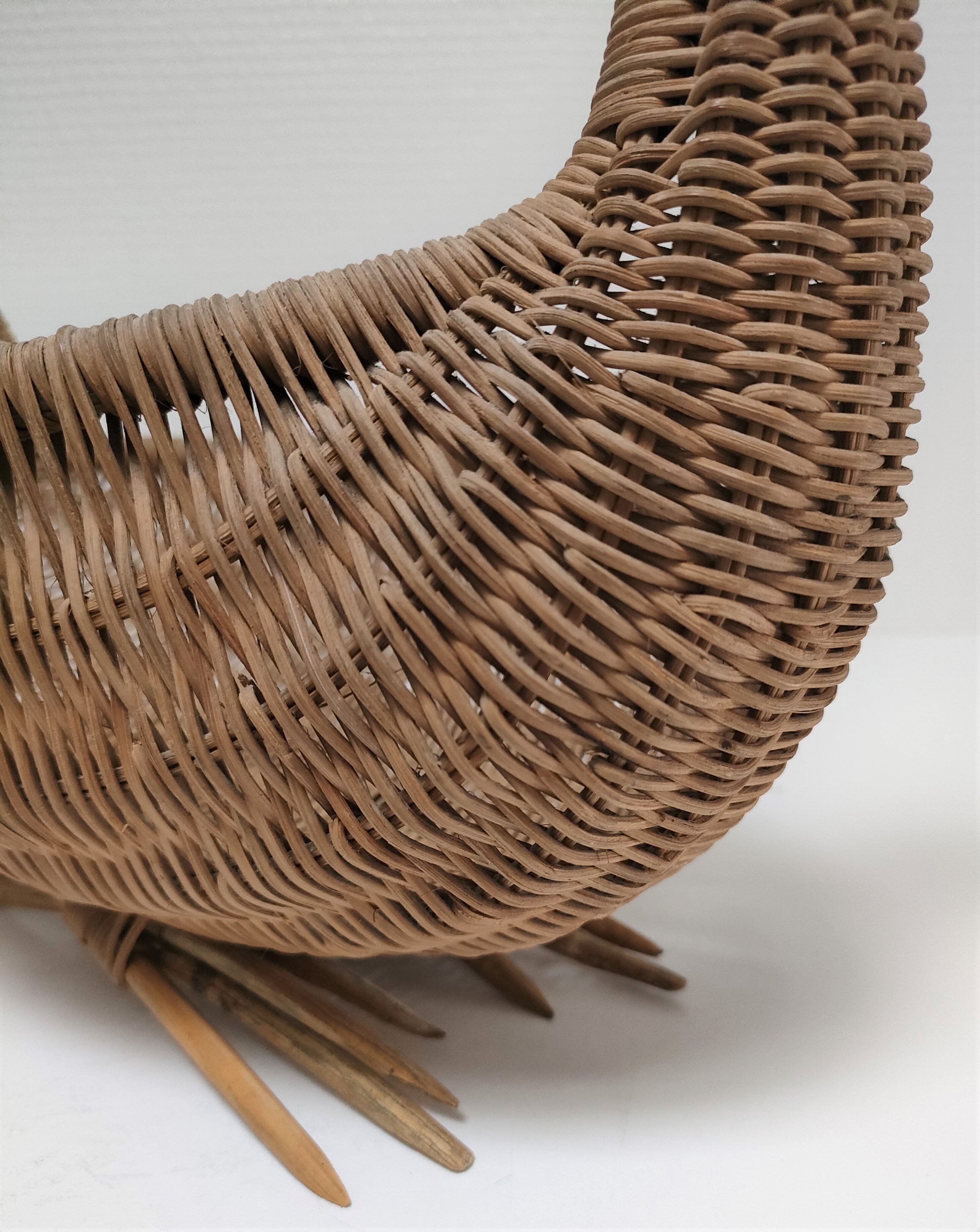 Zoomorphic basket bird, wicker braided vintage