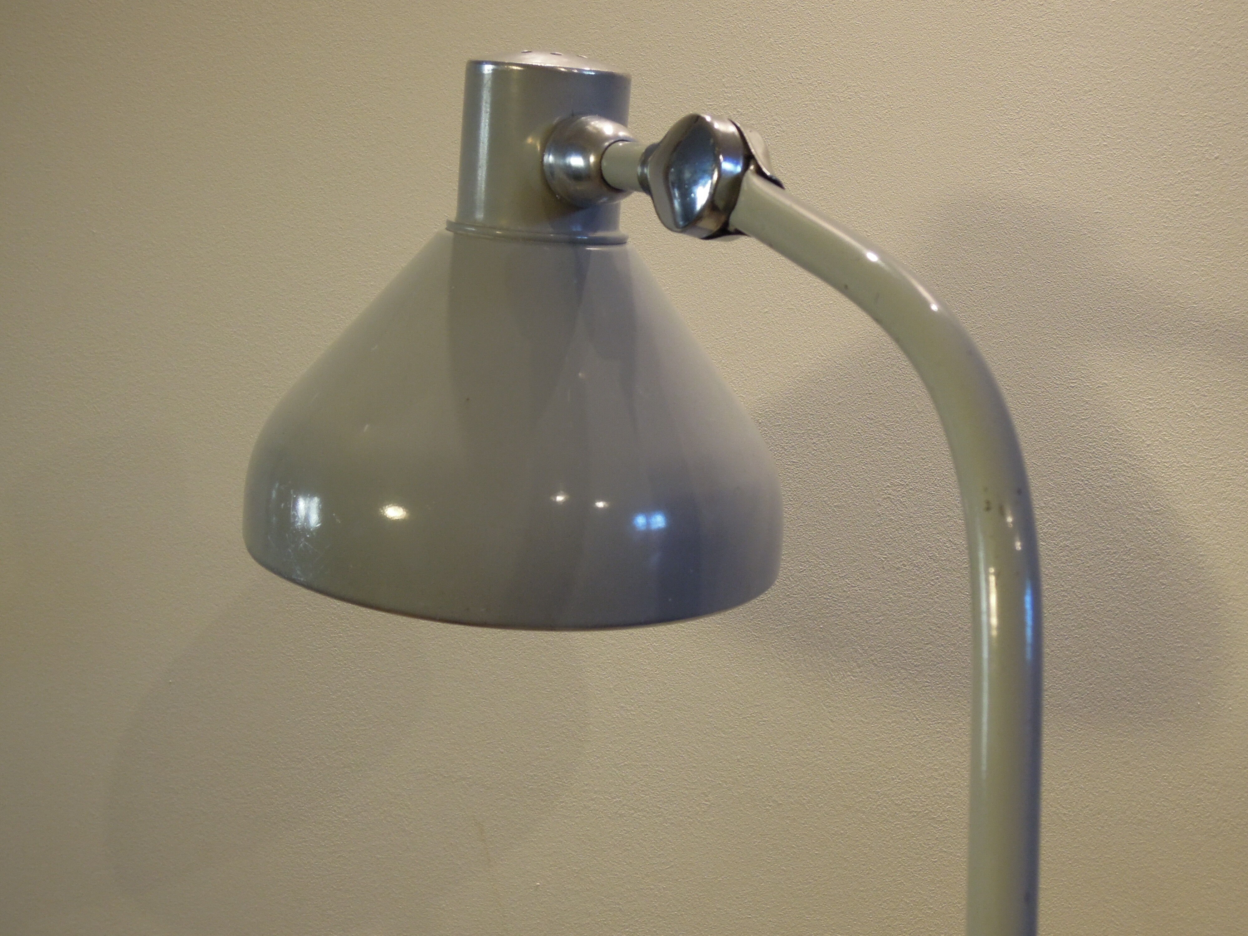 Jumo gray gs1 lamp