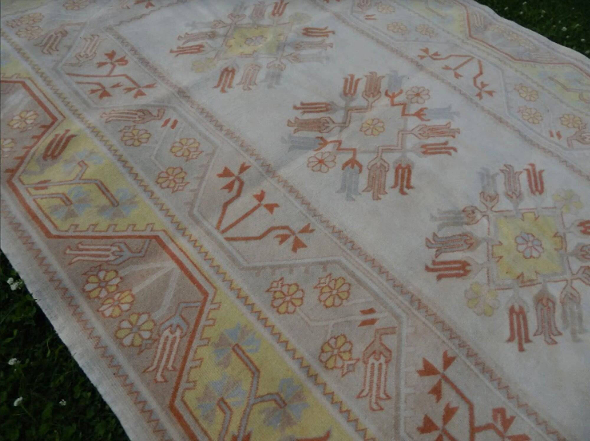 Vintage Turkish Oushak rug 195x287 cm