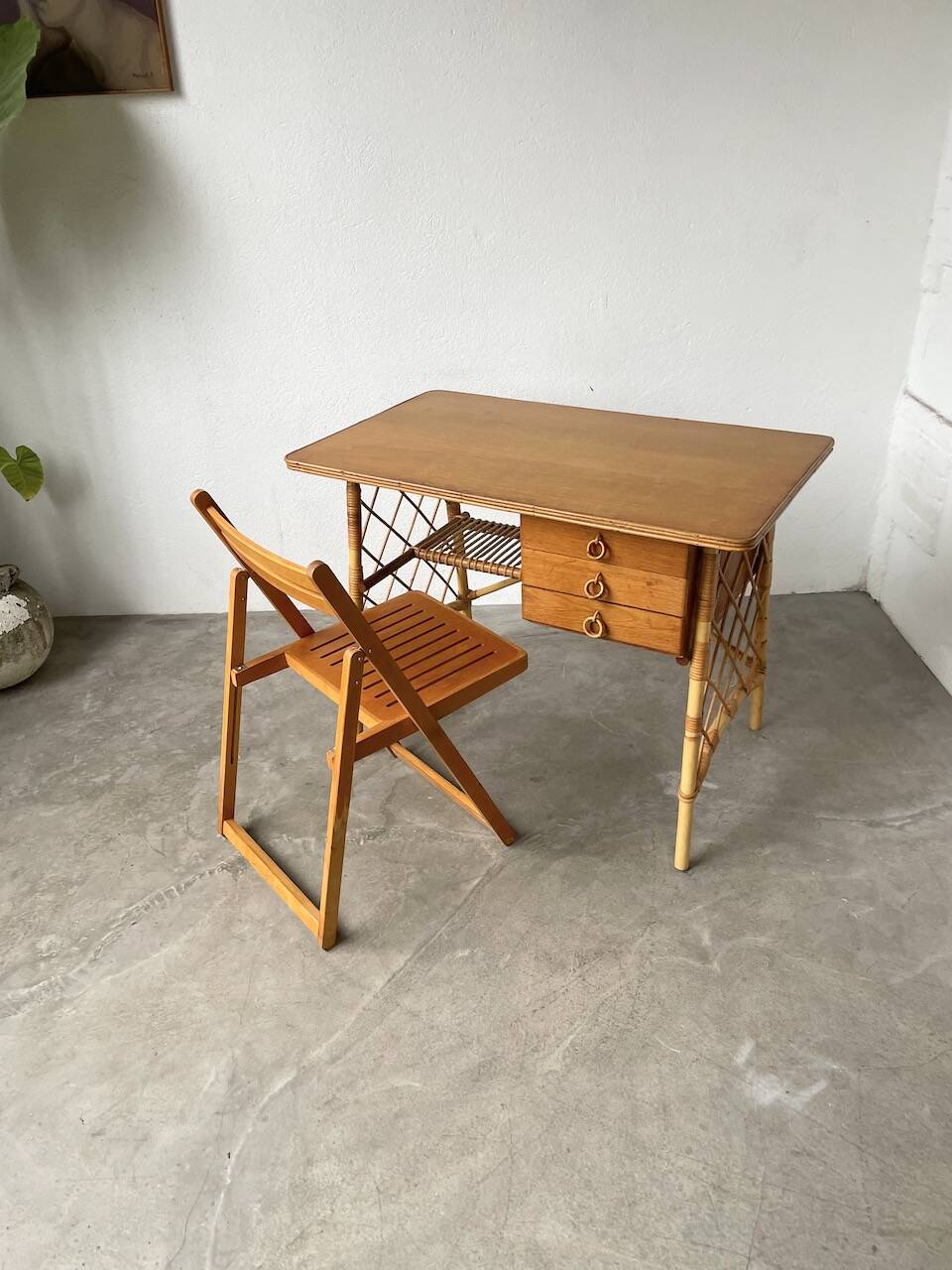 Bureau rotin Louis Sognot et sa chaise