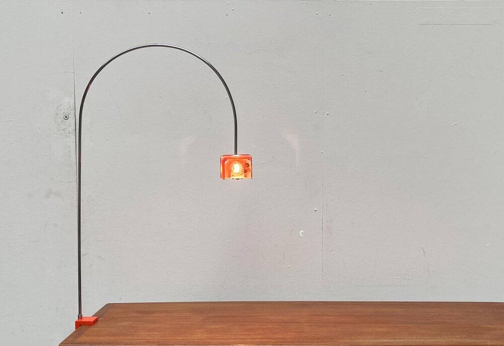 Mid-century modern space age spider arc table lamp, 1960s.