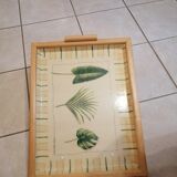 Serving tray with legs