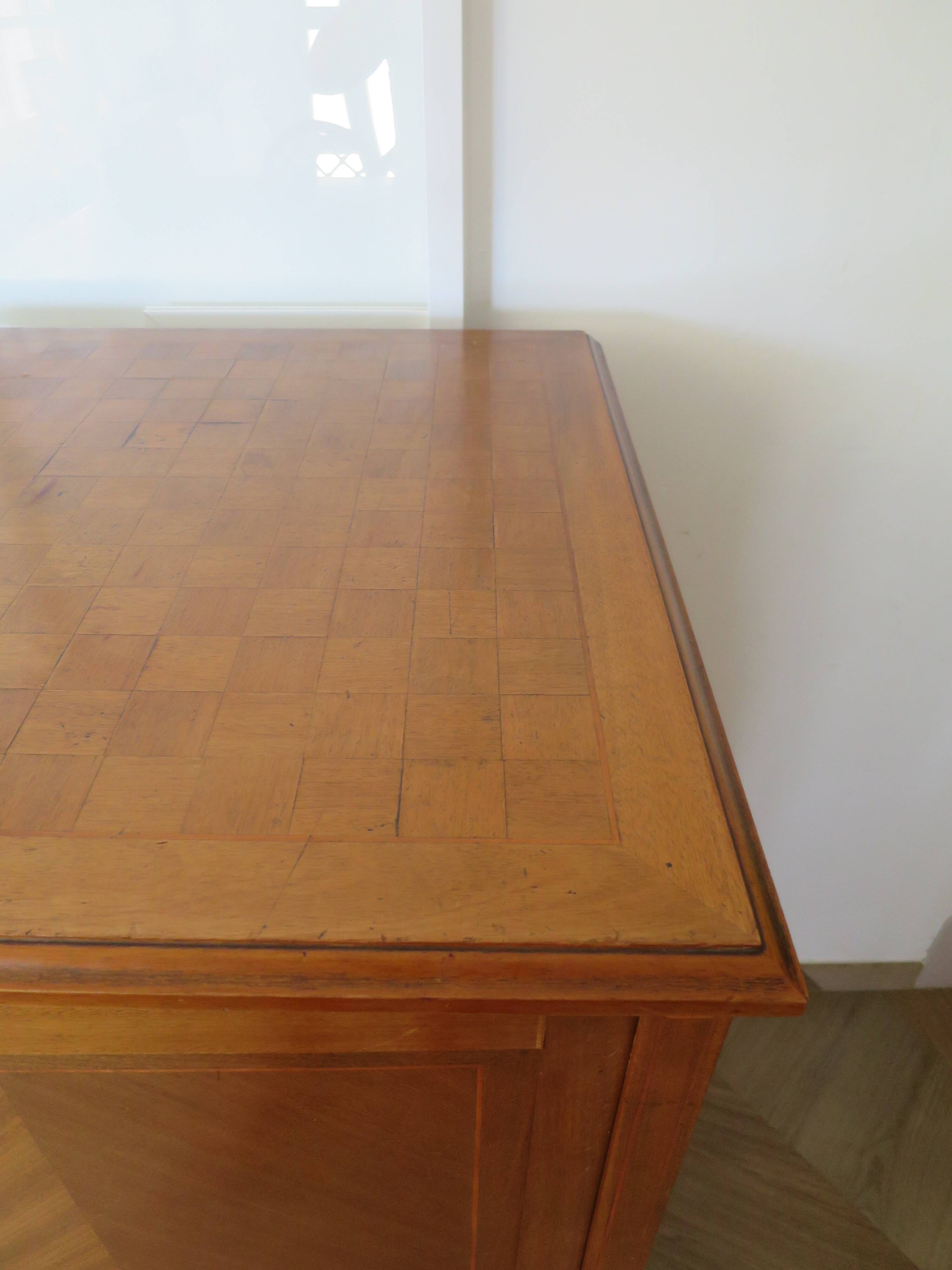 Buffet, bonnetière style Directoire