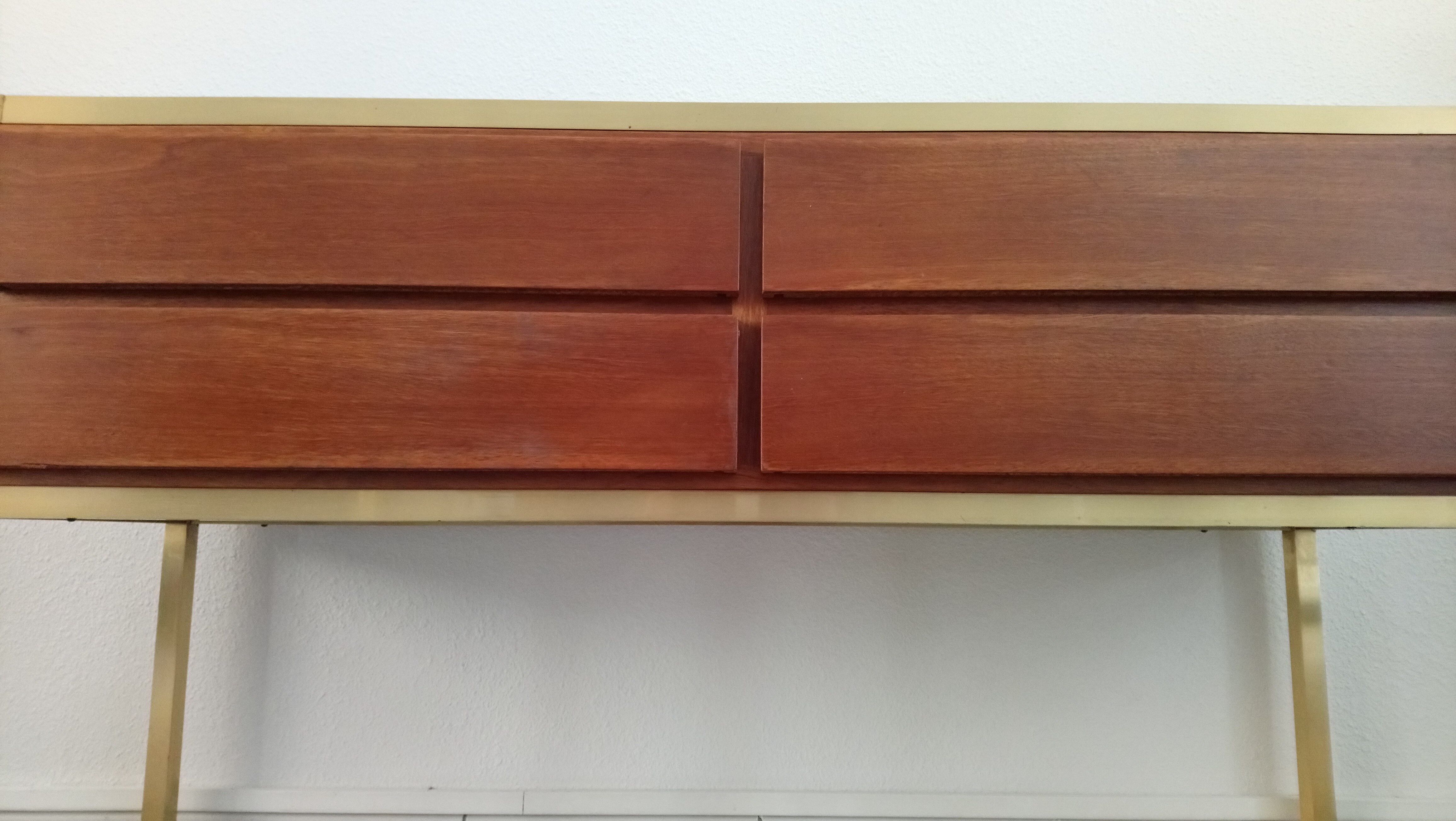 Console à tiroirs en laiton et bois années 70
