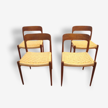 Set of 4 chairs Scandinavian No. 75 of Niels O. Møller for J.L.Mollers MÖBEL Fabrik