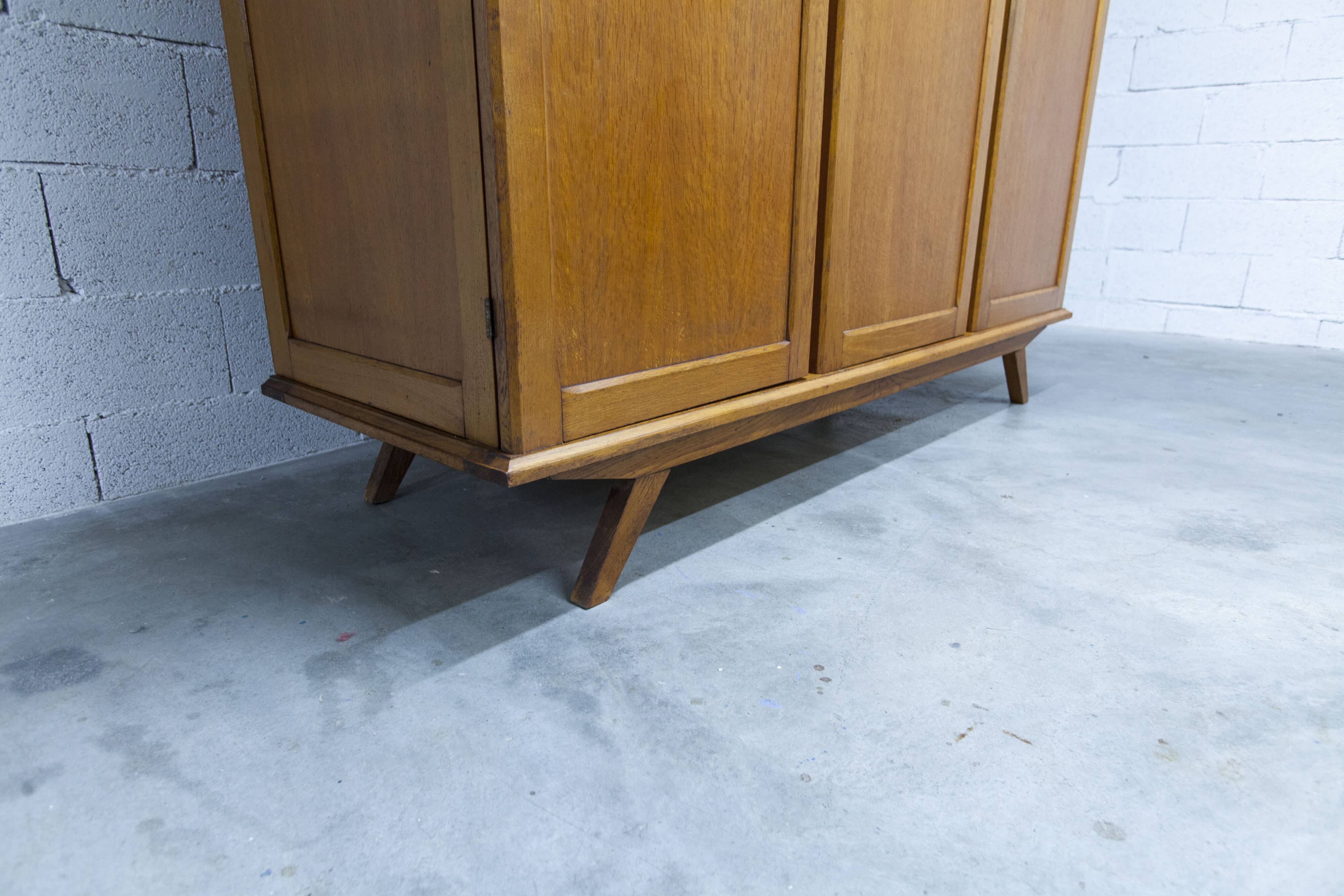 French wardrobe with tapered legs, 3 doors, 120cm hanging rail, new.