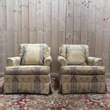 Paire de fauteuils anglais en soierie