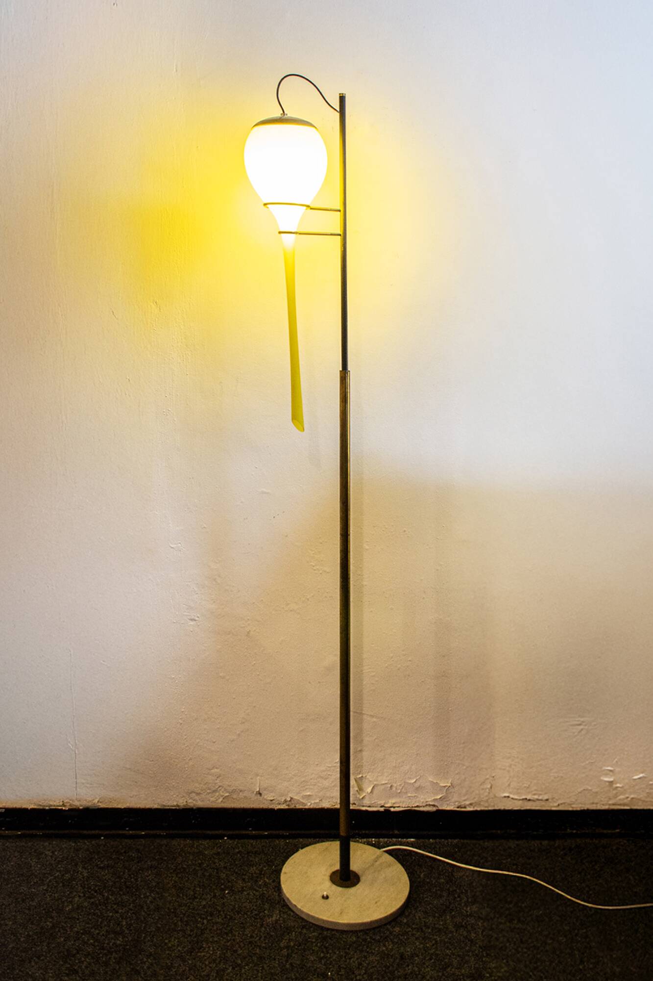 Vintage Italian Yellow Lamp from Stilnovo, 1950s