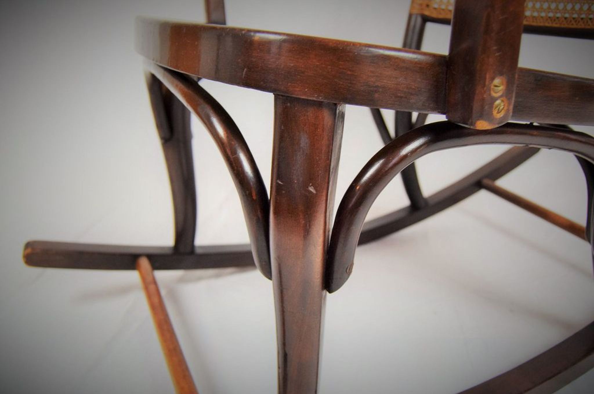 Rocking chair A752 par Josef Frank pour Thonet 1930s
